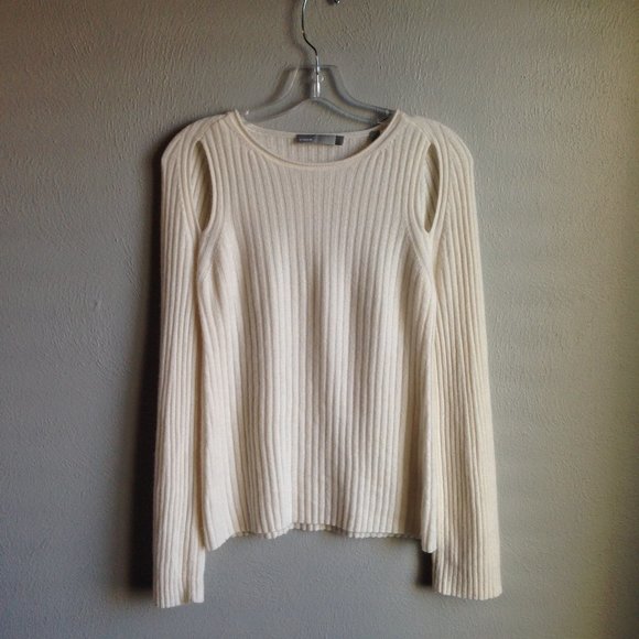 Vince Sweaters - Vince Cashmere Keyhole Front Sweater Sz S EUC